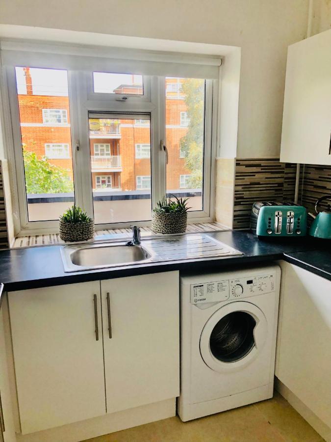City Location- 2 Bedroom Apartment Лондон Экстерьер фото
